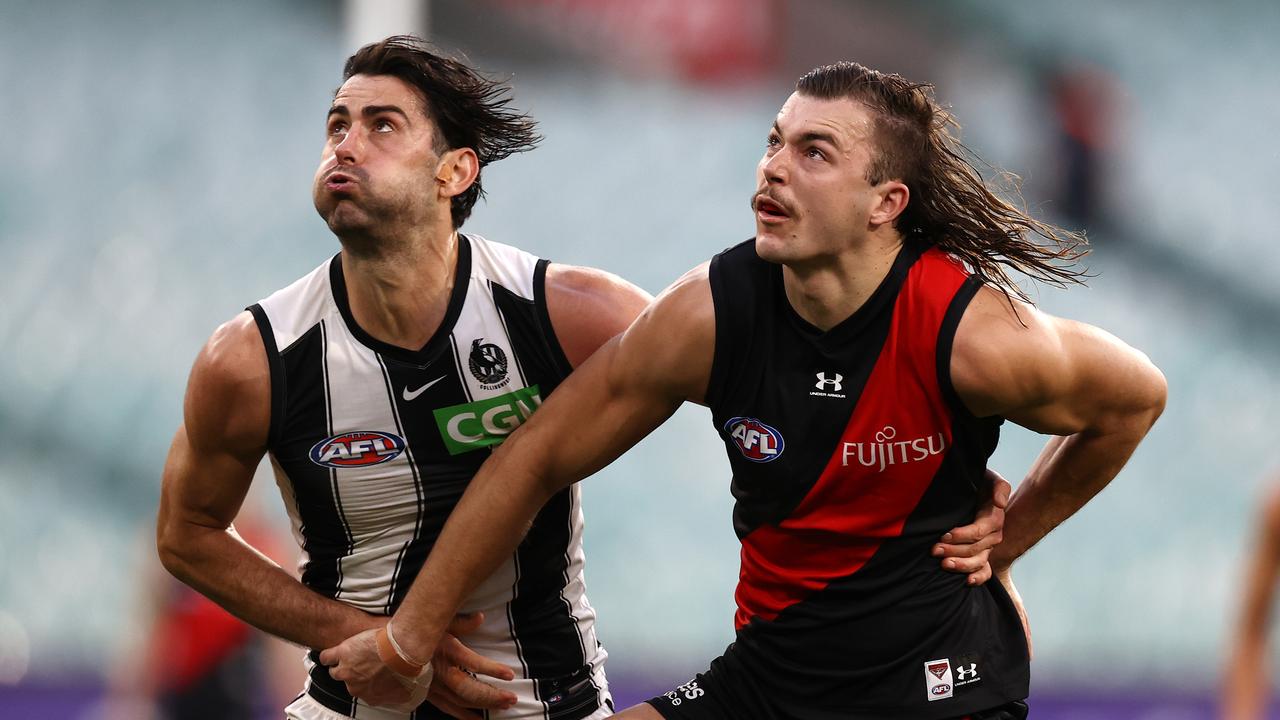 McRae wants to see a greater connection between Collingwood’s midfielders and Brodie Grundy. Picture: Michael Klein