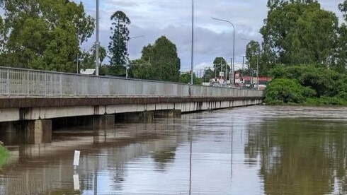 Waterford Bridge under flood