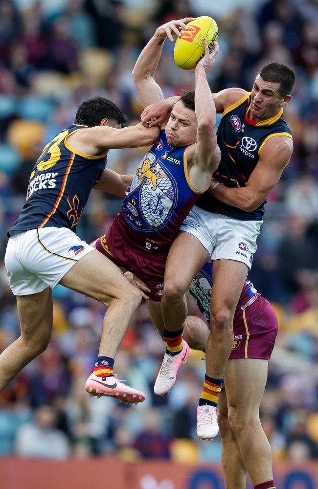 Lachie Neale takes a contested mark on Sunday, Picture: Russell Freeman/AFL Photos via Getty Images.