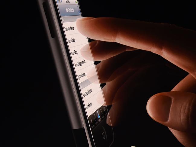 Apple unveils Daisy, the iPhone crusher