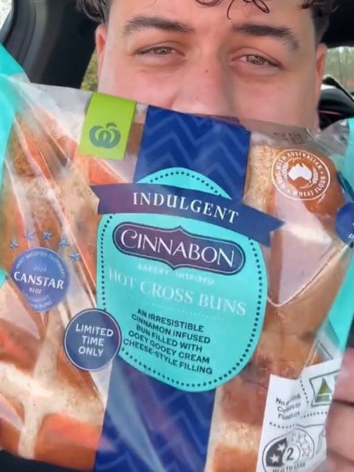 Woolies released the Cinnabon Hot Cross Buns recently. Picture: TikTok/Dub.Eats.Everything