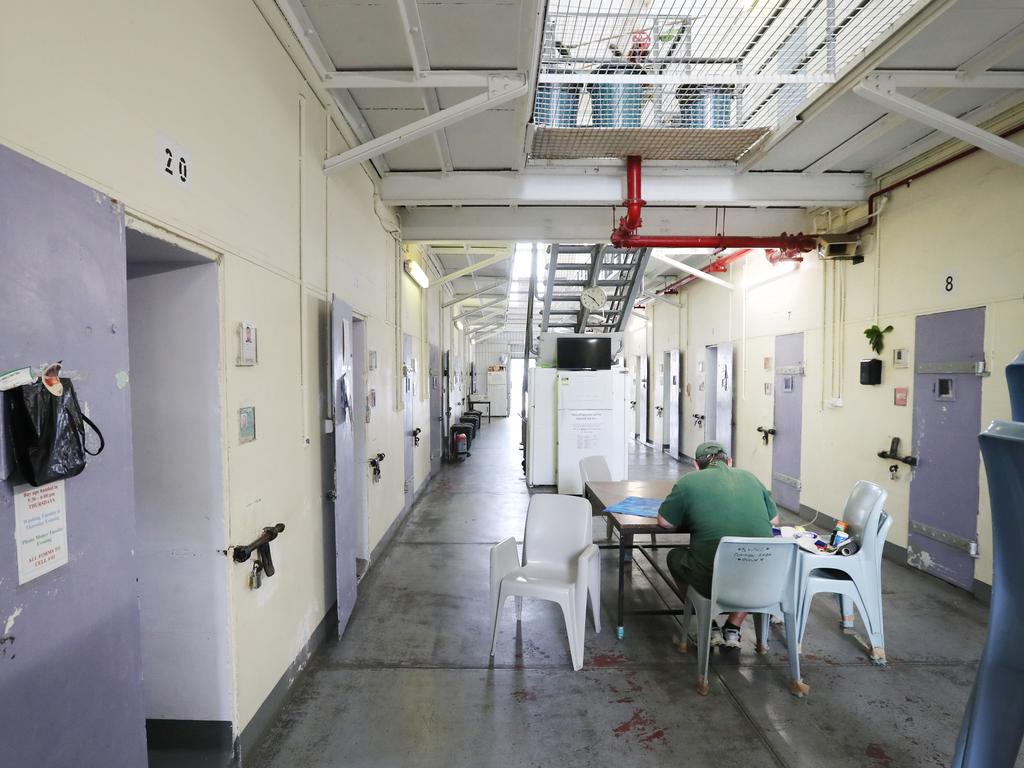 prison tour sydney