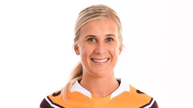 Toowoomba's Shenae Ciesiolka has been named to make her debut for the Brisbane Broncos in the NRLW this weekend.