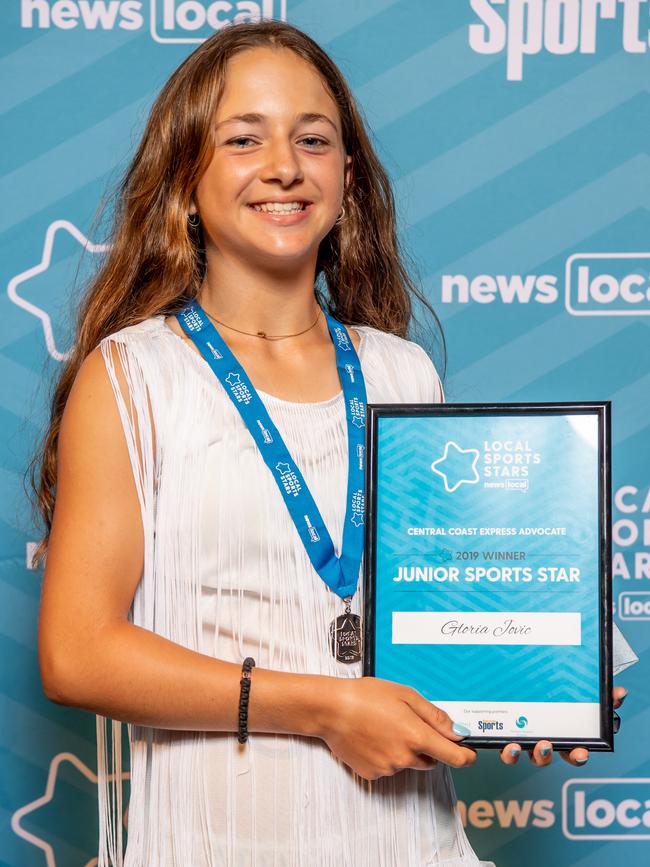 Gloria is one of the top ranked junior women tennis players in Australia.