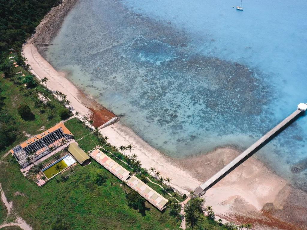 Chinese-owned South Molle Island is up for sale after resort plans ...