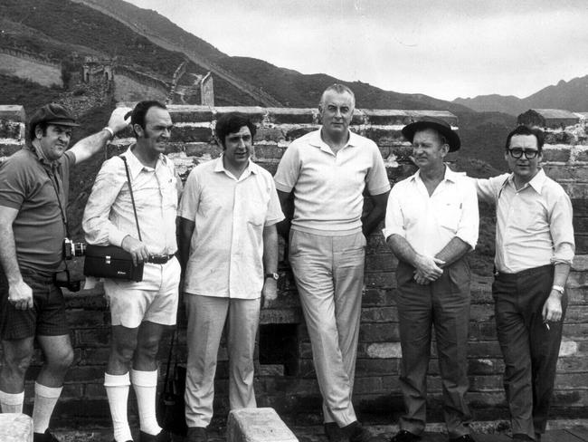 Labor leader (later prime minister) Gough Whitlam (3rd from R), head of the ALP mission to China, visits the Great Wall, near Peking (Beijing), 07/71. The three men at left are (from left) ALP Secretary Mick Young, ALP President Tom Burns and China expert Dr Stephen Fitzgerald. pic News Ltd.