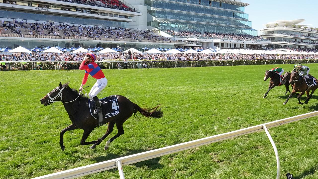 Verry Elleegant, ridden by James McDonald, gapped the field in 2021. Picture: Scott Barbour-Racing Photos via Getty Images