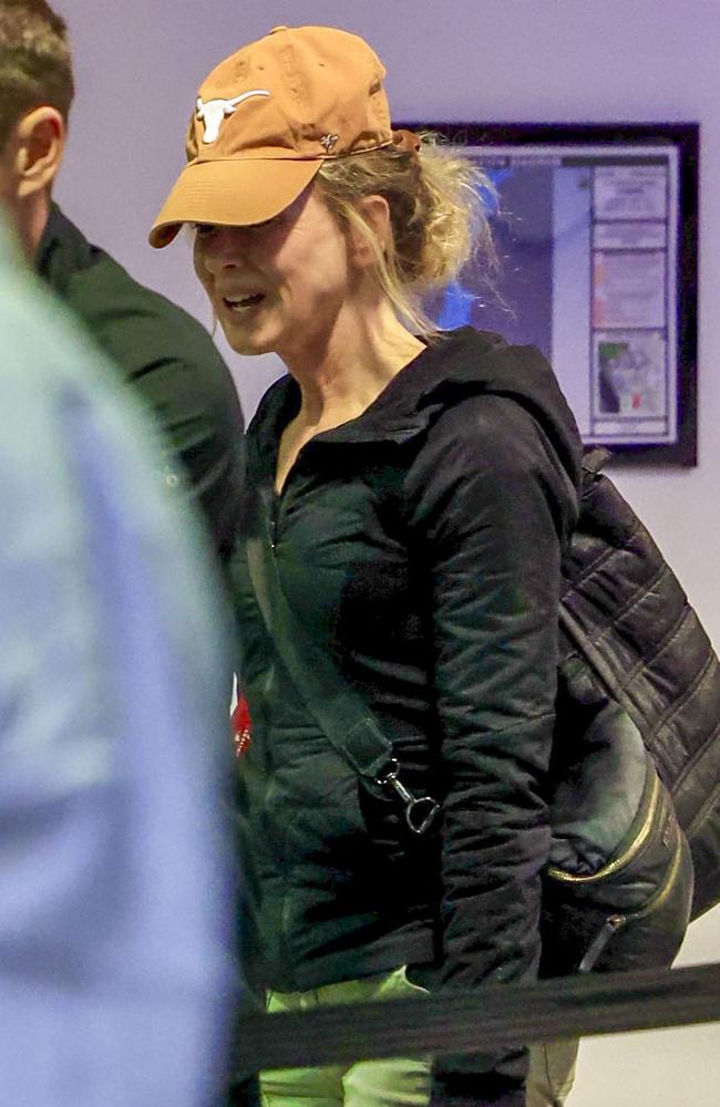 Renee Zellweger’s low-key arrival at Sydney Airport ahead of the Australian premiere of the new Bridget Jones’ Diary movie. Picture: ©MEDIA-MODE.COM