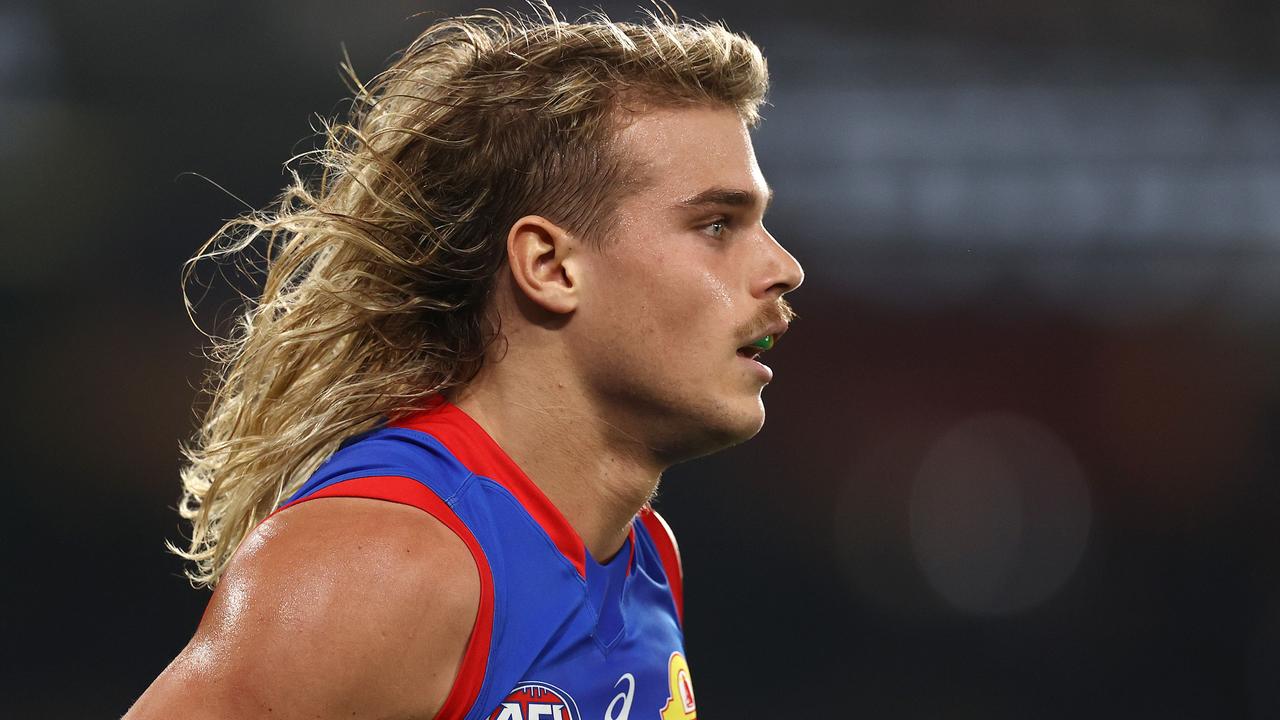 Bailey Smith will return to the club on Friday, according to Luke Beveridge.