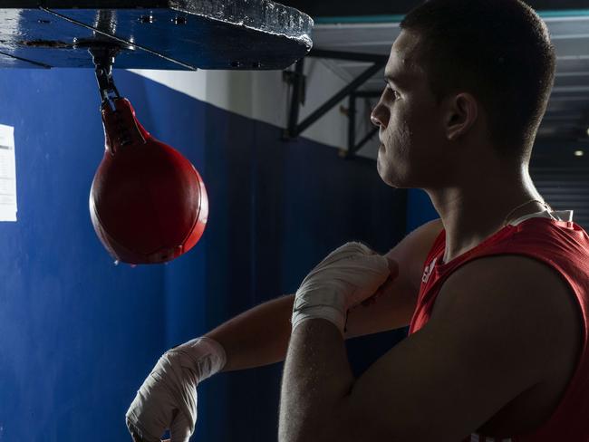 LSS nominee Malcolm Matthes, 18, of Bonnyrigg has qualified for the Youth Olympics and world championships.  Photographed 27th June 2018.  (AAP IMAGE/Matthew Vasilescu)