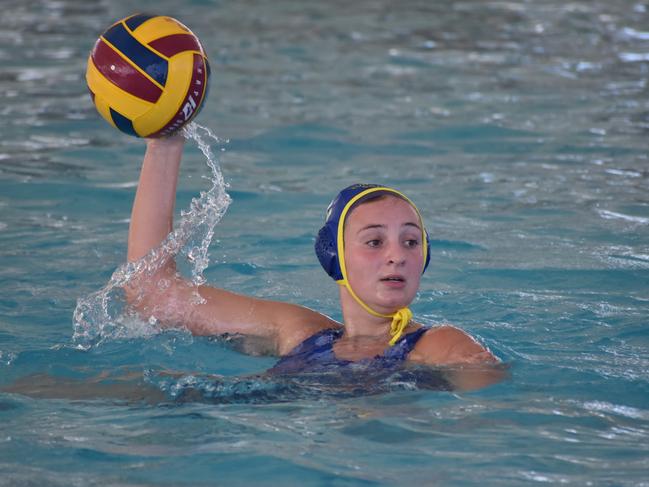 Water Polo Queensland Country Championships, 2nd World War Memorial Aquatic Centre, Rockhampton, February 18, 2023. Women, Gold Coast versus Sunshine Coast.