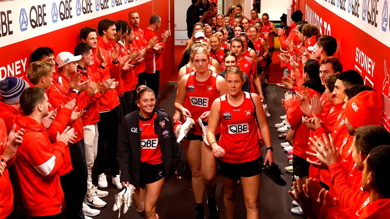 ‘No doubt’ AFLW is growing with ‘enormous’ support