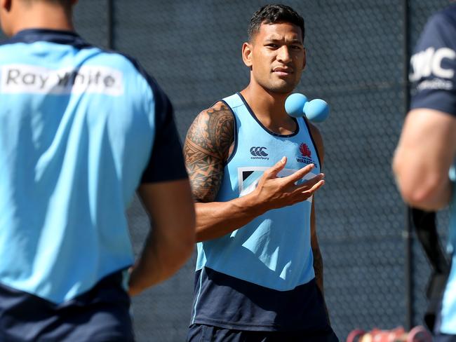 Waratahs training session at David Phillips Sports Complex in Daceyville. Israel Folau pictured at training. Picture: Toby Zerna