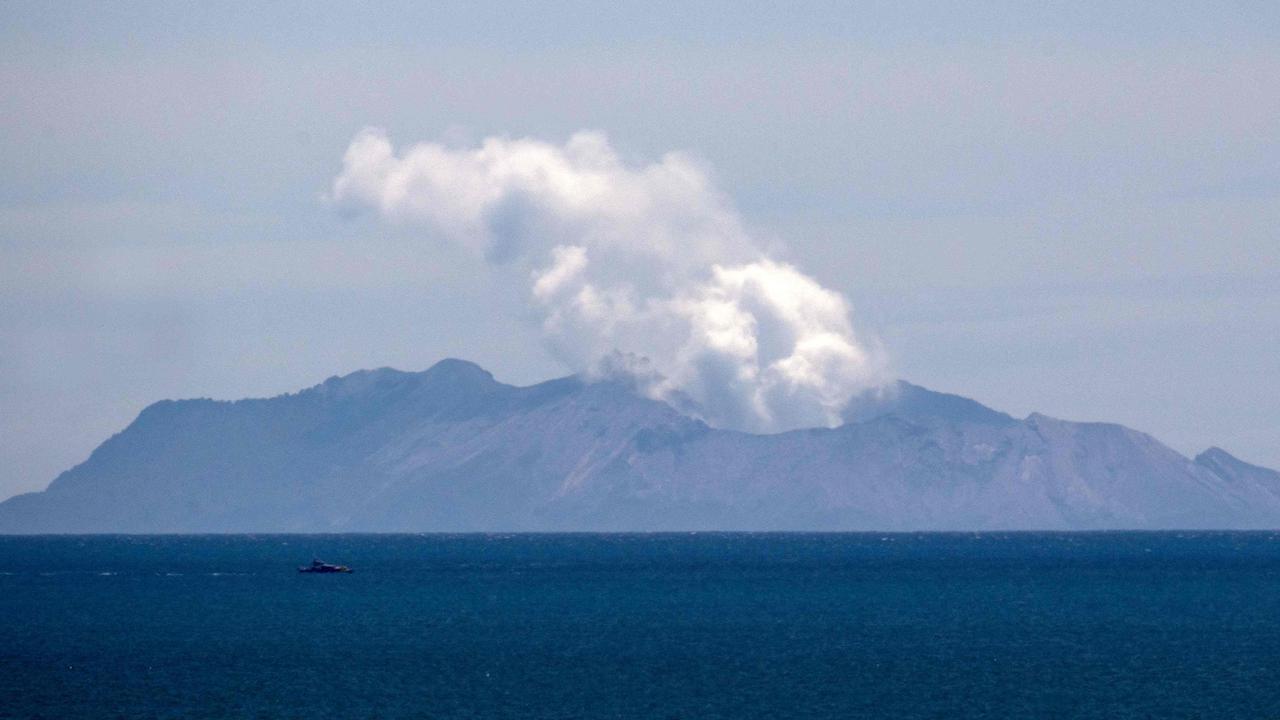 New eruption rocks infamous NZ volcano