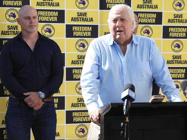 Three economic policies: Clive Palmer’s promises to FNQ