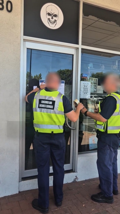 Illegal tobacco press conference goes up in smoke as owners evade late inspectors