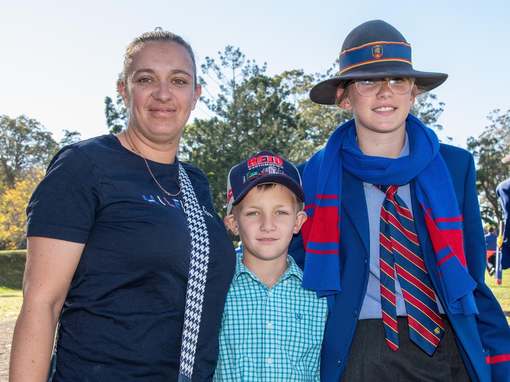 Shaylee Nicholls and her children Hank and Rory. Picture: Bev Lacey