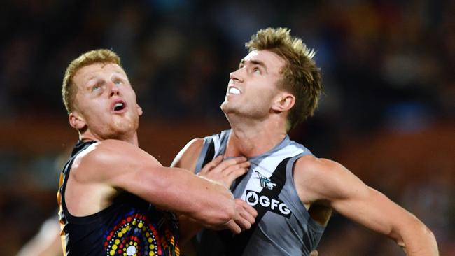 The Crows asked about the availability of Dougal Howard. (Photo by Mark Brake/Getty Images)