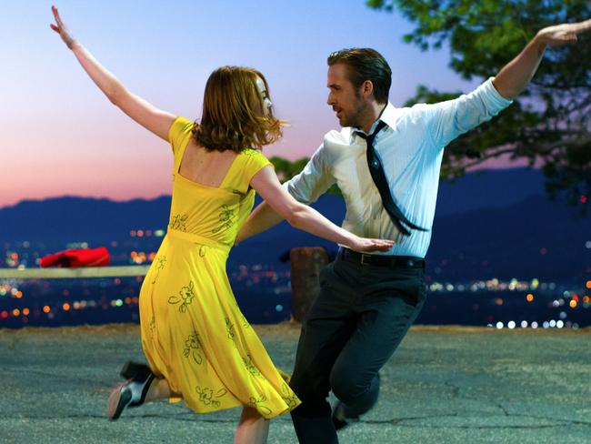 Mia (played by Emma Stone) and Sebastian (Ryan Gosling) in a scene from film LA LA LAND directed by Damien ChazelleIn cinemas December 26. An Entertainment One Films release.