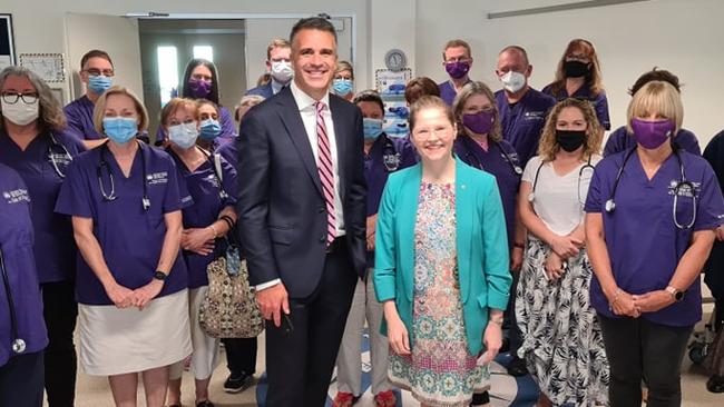 Premier Peter Malinauskas and Australian Nursing and Midwifery Federation SA CEO Elizabeth Dabars, with SA nurses.