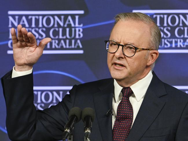 CANBERRA, AUSTRALIA  - NewsWire Photos - January 24, 2025:  Prime Minister Anthony Albanese addresses the National Press Club of Australia in Canberra. Picture: NewsWire / Martin Ollman