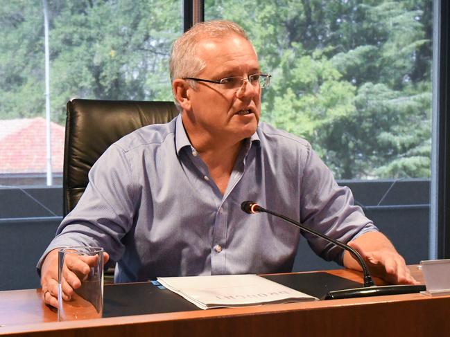 Prime Minister Scott Morrison attends a Drought Advisory Board at the Orange City Council Chambers in Orange, NSW, Tuesday, January 28, 2020. (AAP Image/Central Western Daily POOL, Jude Keogh) NO ARCHIVING