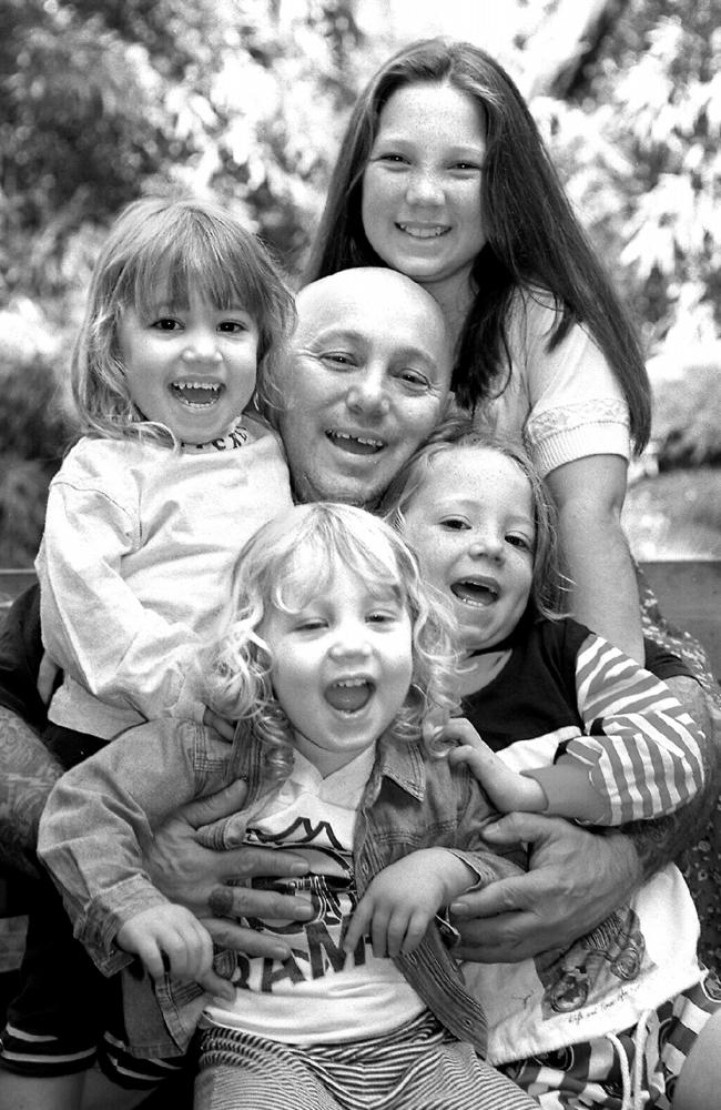 Angry Anderson with his kids (clockwise from front): Liam, 2, Blaine, 4, Roxanne, 11, and Galen, 6 in 1994.