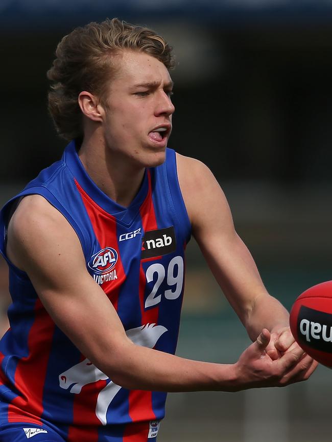 Oakleigh Chargers midfielder Finlay Macrae is a ball-winner. Picture: Mike Owen/AFL Photos)