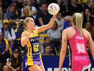 Cara Koenen of the Lightning (left) in action during the Round 14 Super Netball match between the Sunshine Coast Lightning and the Adelaide Thunderbirds at the USC Stadium on the Sunshine Coast, Saturday, August 24, 2019. (AAP Image/Dan Peled) NO ARCHIVING, EDITORIAL USE ONLY. Picture: DAN PELED