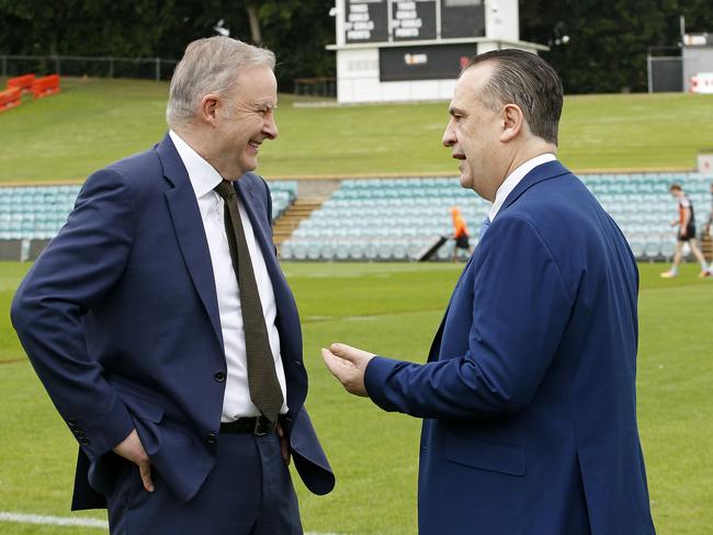 Anthony Albanese is pledging $60 million a year to bankroll a new NRL franchise in Papua New Guinea.