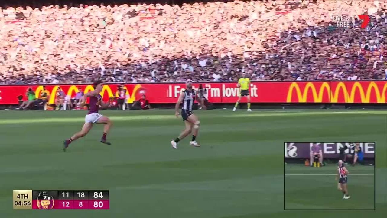 Jarrod Berry's brain fade opens door for Steele Sidebottom strike