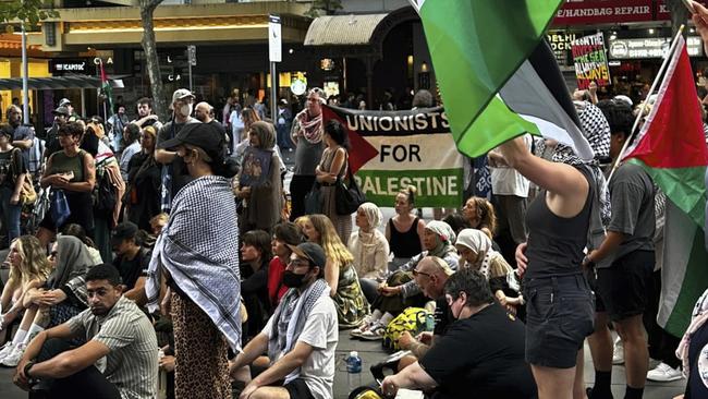 People at the pro-Palestine rally in Melbourne.