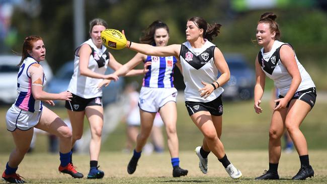 Southport Sharks QFAW Division One player Madeleine Watt with the ball. Photo: Supplied.