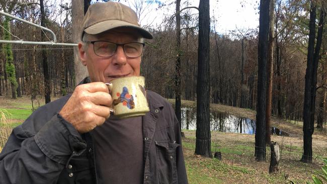 A small army of volunteers have arrived at the Morton property of resident Chris Atkinson to help rebuild fences and tidy up after the Currowan fire came through his property four times.