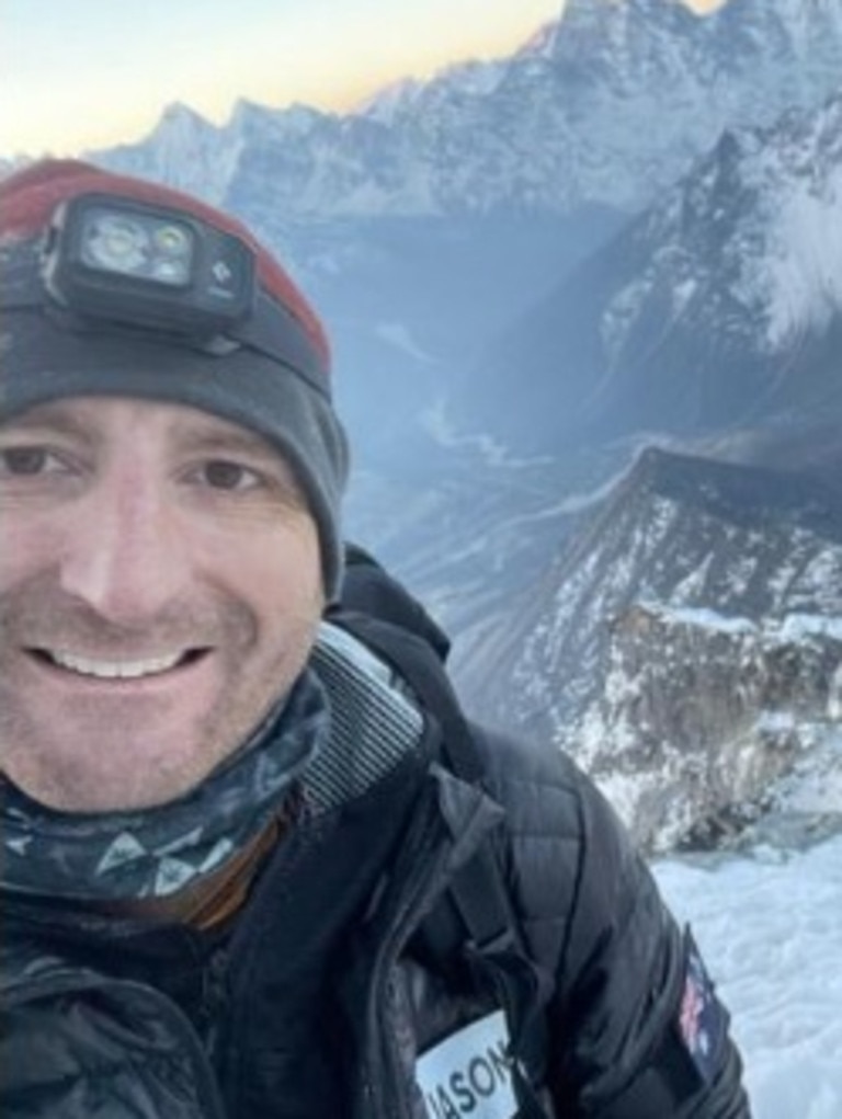 In May last year, Australian man Jason Kennison died on Mount Everest due to severe altitude sickness.