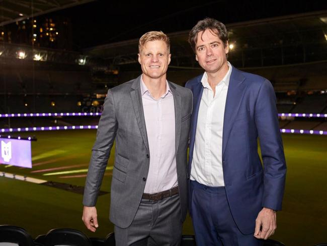 Nick Riewoldt with AFL chief Gillon McLachlan.