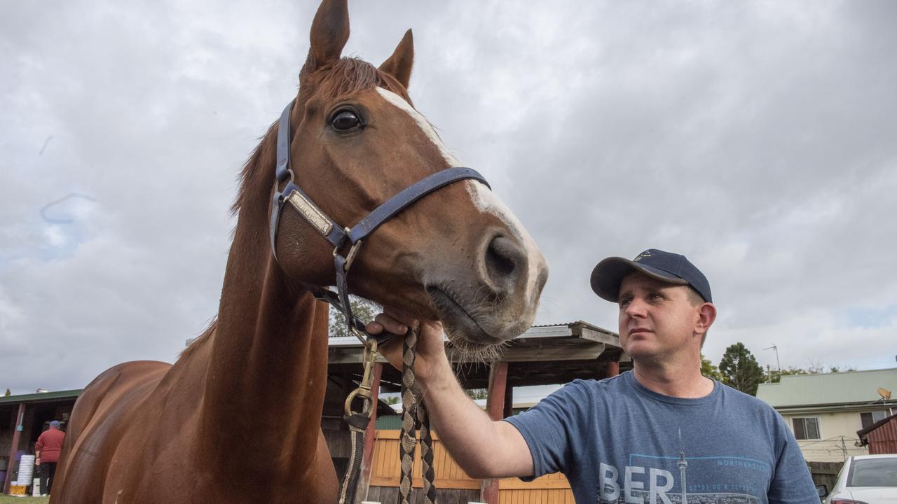 Shane Edmonds-trained Cocky Rocky wins The Jackal Flying at Clarence ...