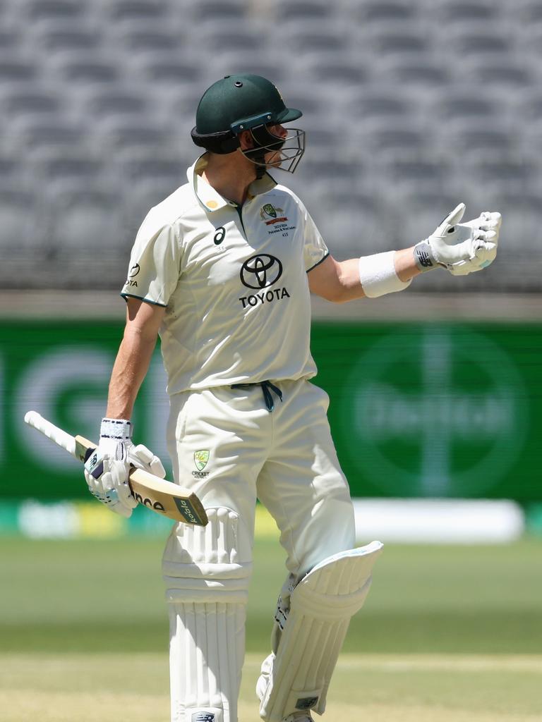 Steve Smith reacts after being dismissed for lbw by Khurram Shahzad. Photo by Paul Kane/Getty Images.