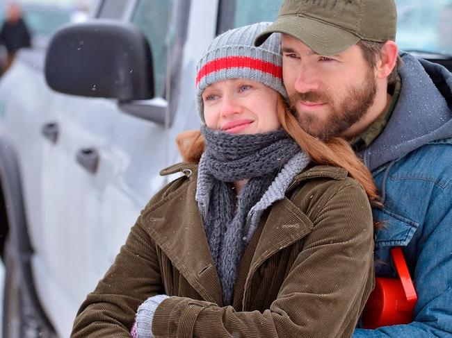 Mireille Enos and Ryan Reynolds in The Captive. Film still. Pic supplied.