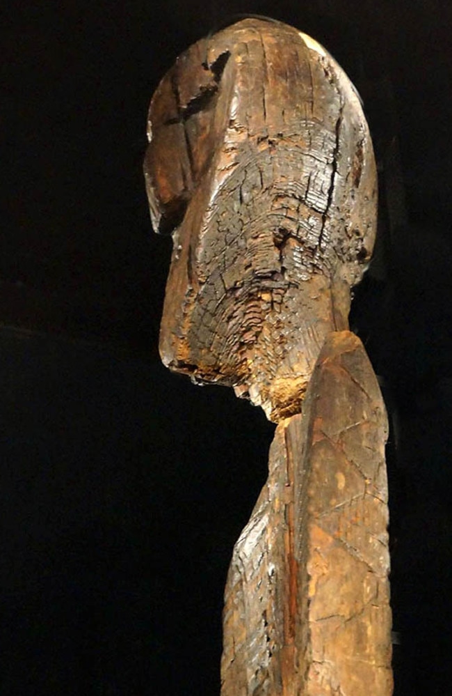 Face of the ages ... A side profile of the face at the top of the Shigir Idol. Source: Siberian Times.