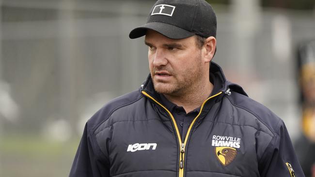 Rowville senior coach Ben Wise addressing players on Saturday. Picture: Valeriu Campan