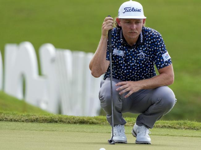 DORAL, FL - OCTOBER 30: Team Captain Cameron Smith of Punch GC lines up a putt on the fourth green during the team championship stroke-play round of the LIV Golf Invitational - Miami at Trump National Doral Miami on October 30, 2022 in Doral, Florida.   Eric Espada/Getty Images/AFP