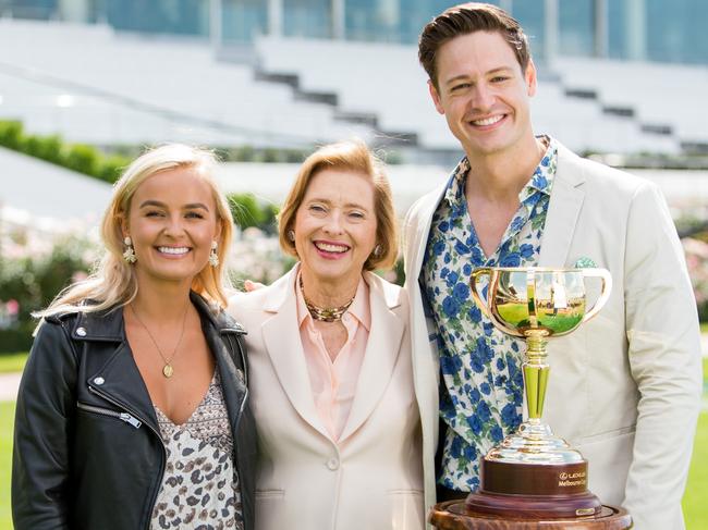 Elly and Matt met racing legend Gai Waterhouse on a single date on The Bachelor.