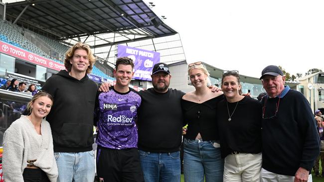 Mitch Owen poses for a photo with his family. (Photo by Steve Bell/Getty Images)