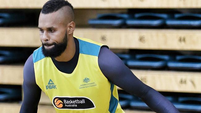 Patty Mills trains. Picture: Michael Klein