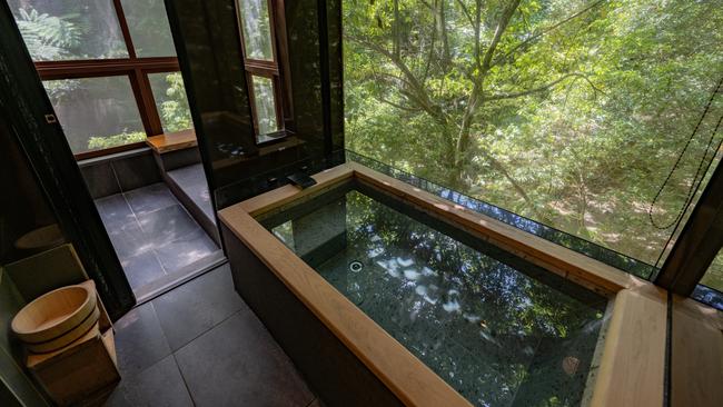 Bathe in the canopy at Treeful Treehouse.