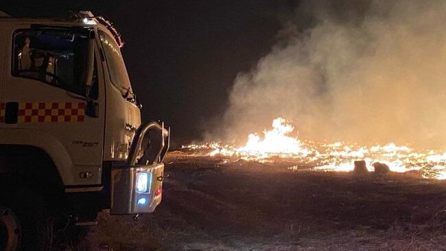 Crews from the Kingston SE country fire service – Lacepede Group – were working the Coles fire near Lucindale. Picture: Kingston CFS