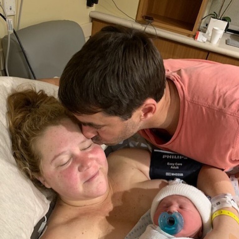 Amy Schumer has given birth to a baby boy.