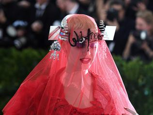 Katy Perry arrives for the Costume Institute Benefit May 1, 2017 at the Metropolitan Museum of Art in New York.  / AFP PHOTO / ANGELA WEISS