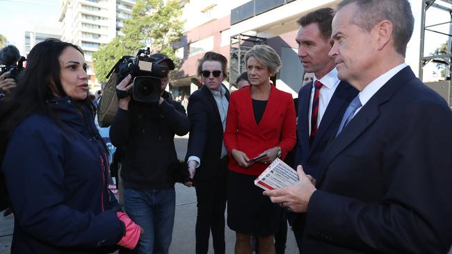 Azita Bokan talks to Bill Shorten in Sydney today. Picture: Kym Smith